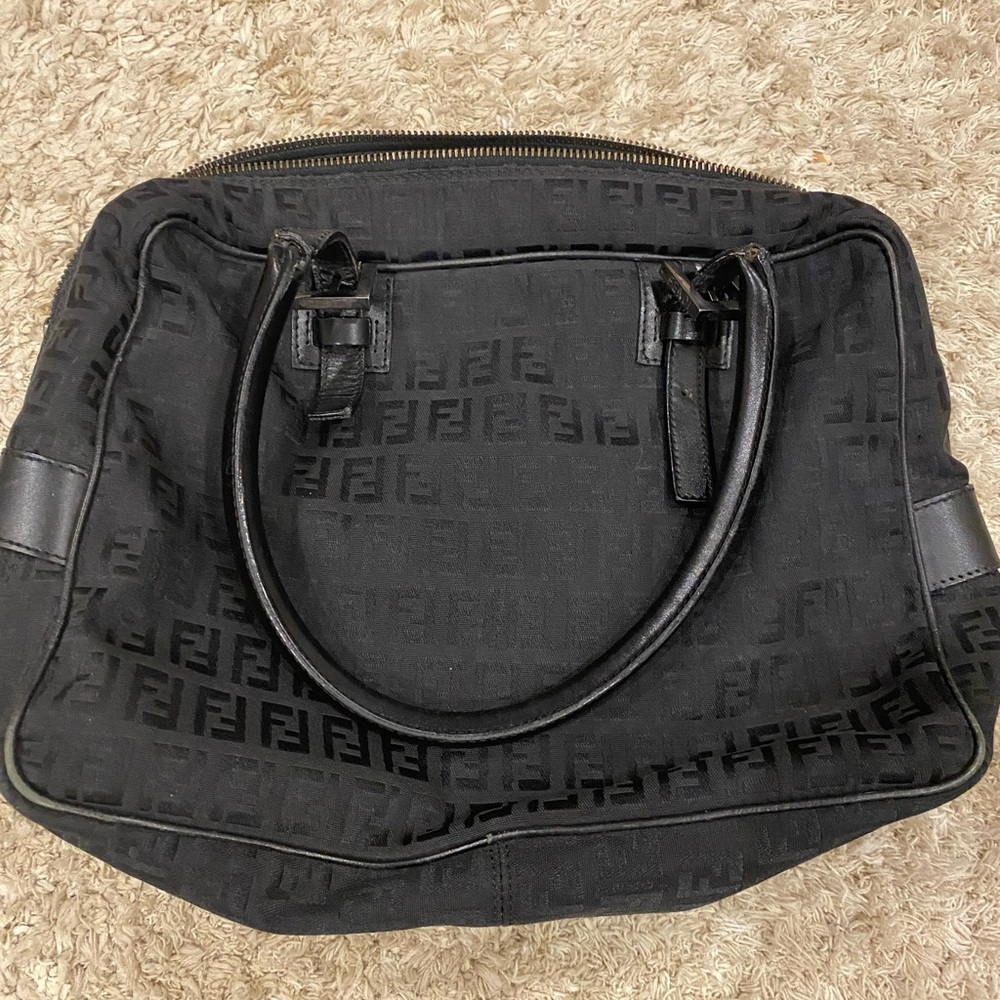 Fendi bag AUTHENTIC - Picture 2 of 9